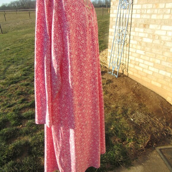 women's sleepware pet large - Picture 2 of 4